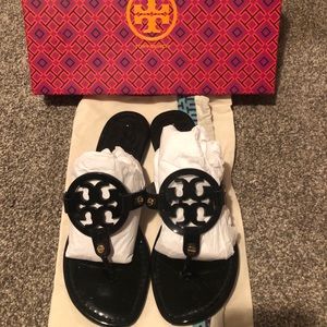 Tory Burch Millers size 8 SOLD